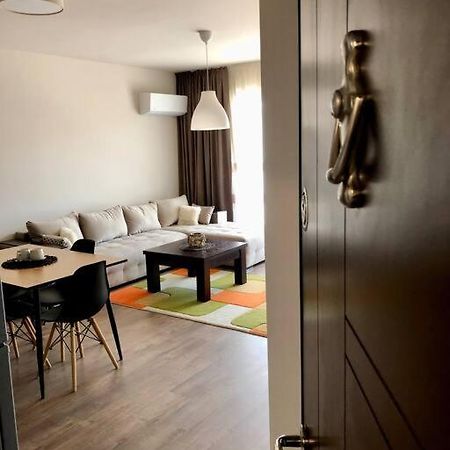 Luxury Apartment Пазарджик Екстериор снимка