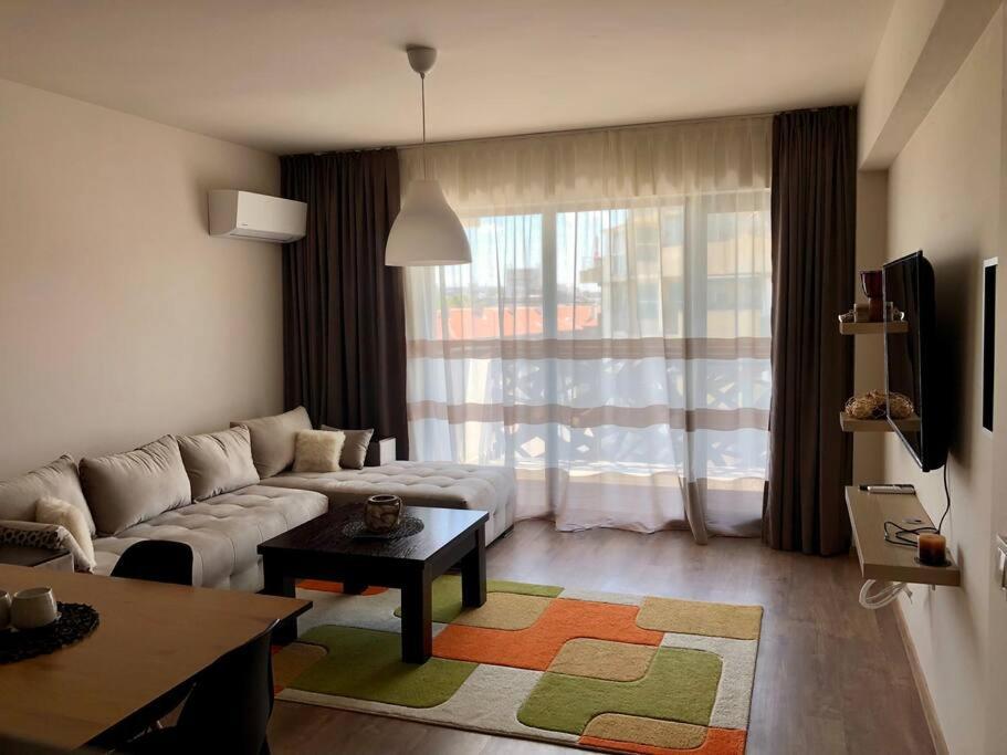 Luxury Apartment Пазарджик Екстериор снимка