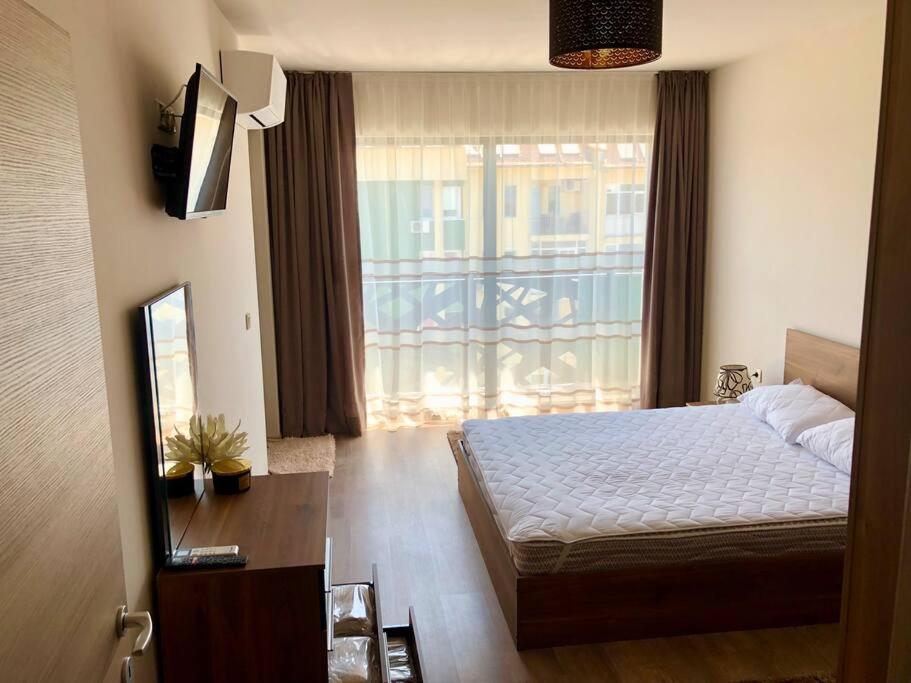 Luxury Apartment Пазарджик Екстериор снимка