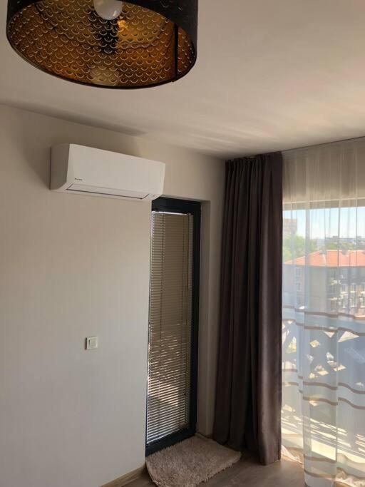Luxury Apartment Пазарджик Екстериор снимка
